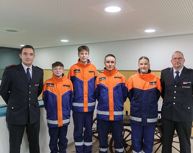 Jugendausschuss mit Jugendfeuerwehrwart und stellvertretendem Abteilungskommandant